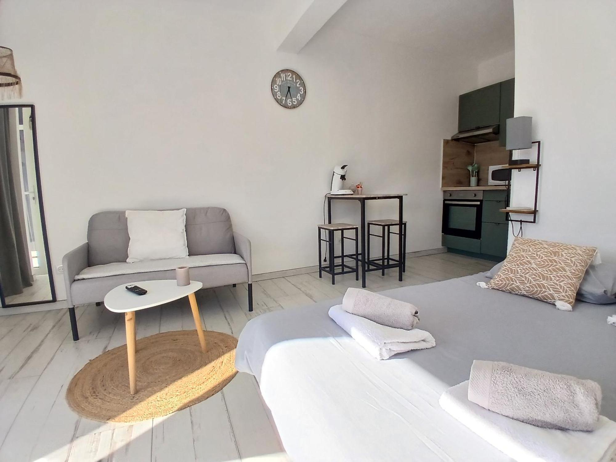 Maison Basalte Agde Ngoại thất bức ảnh